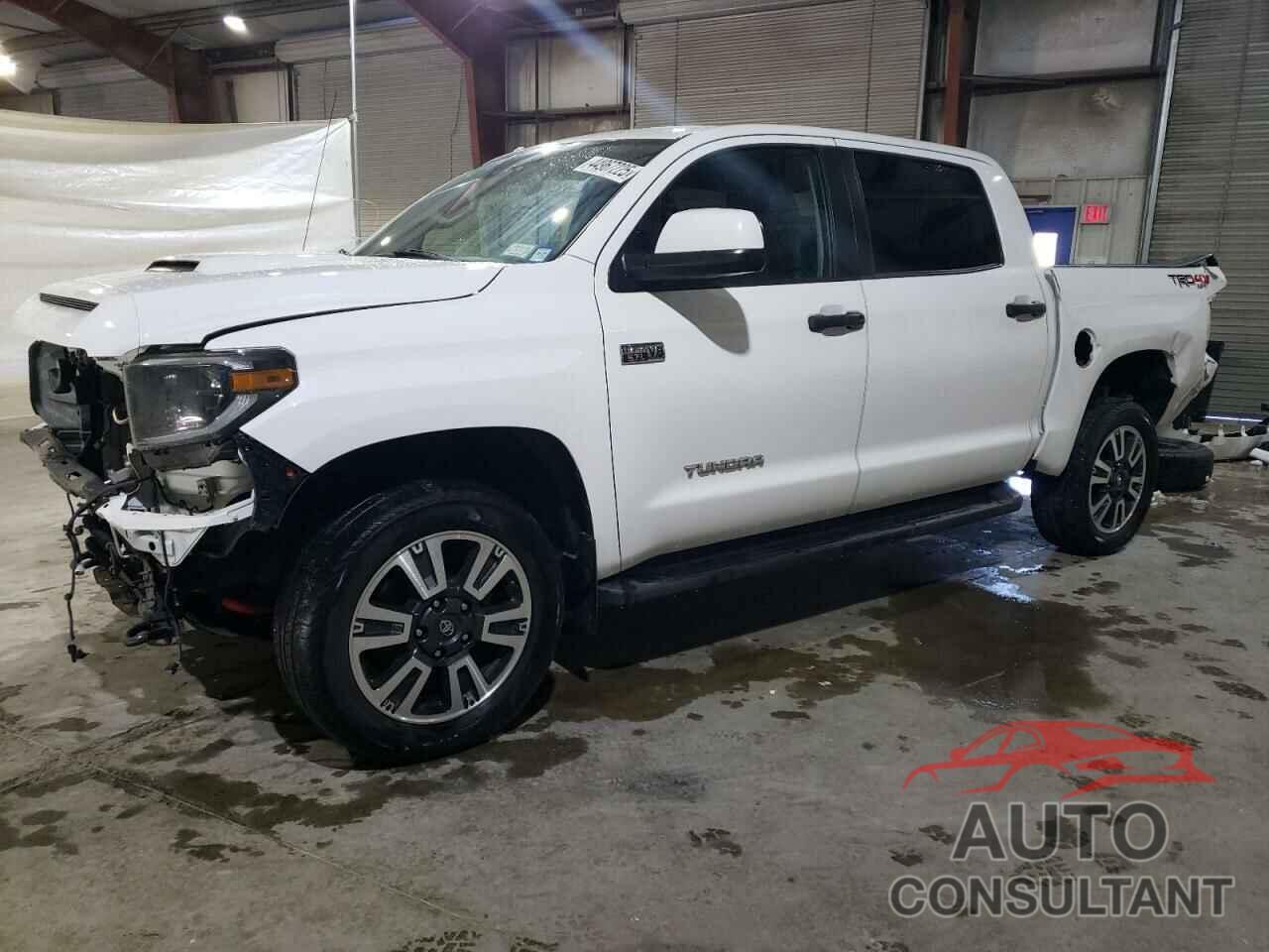 TOYOTA TUNDRA 2019 - 5TFDY5F18KX780167