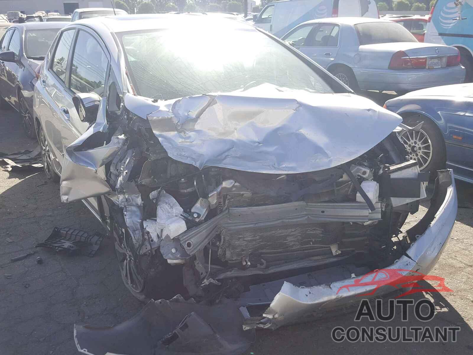 HONDA FIT 2016 - JHMGK5H76GX045743