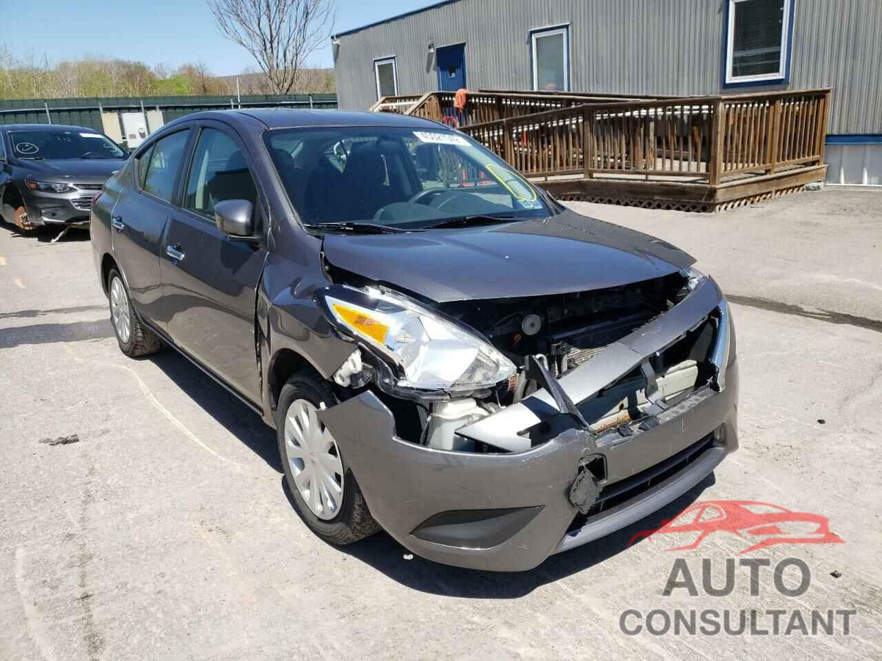 NISSAN VERSA 2018 - 3N1CN7AP3JL822687