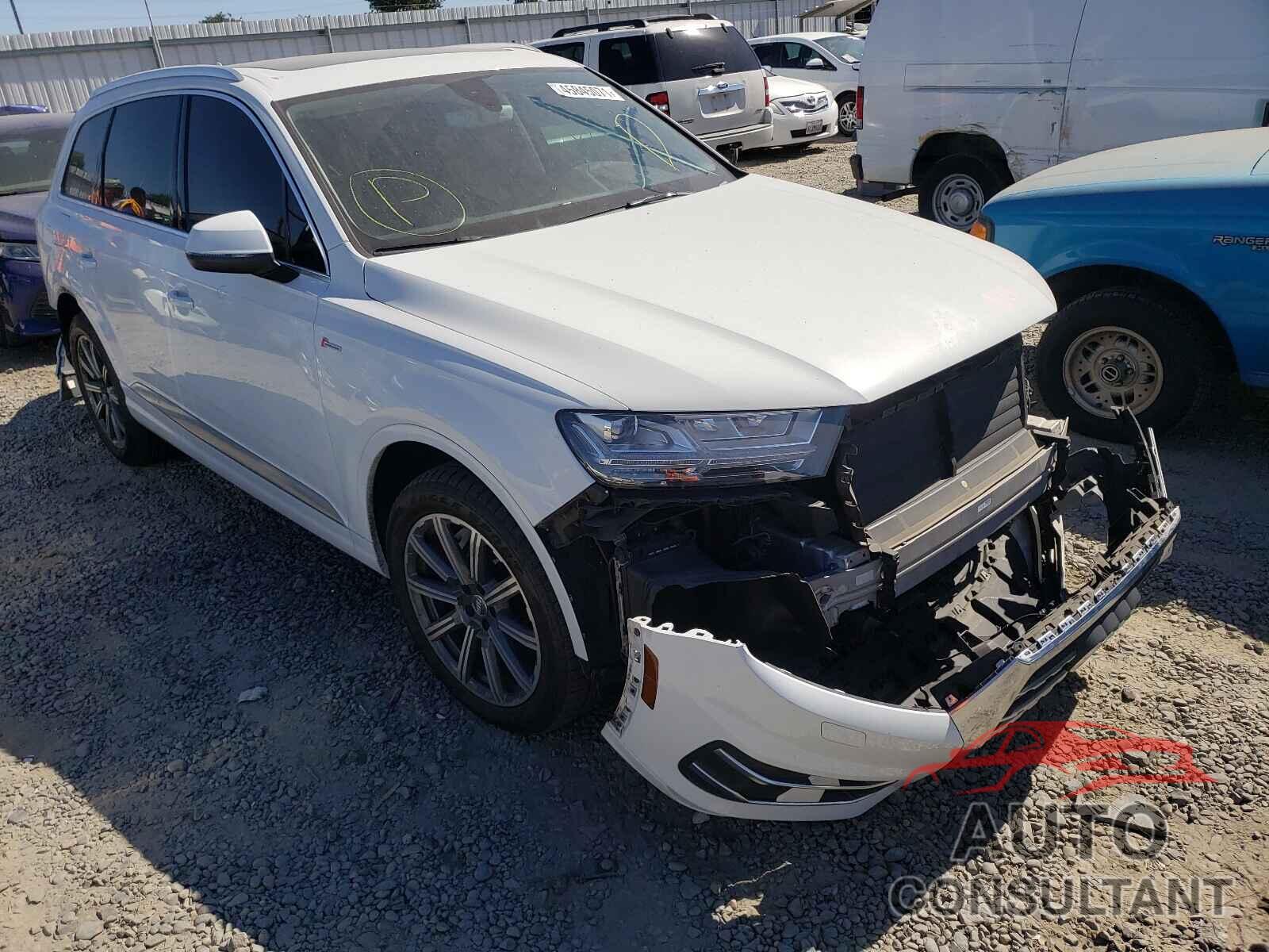 AUDI Q7 2017 - WA1LAAF75HD001163