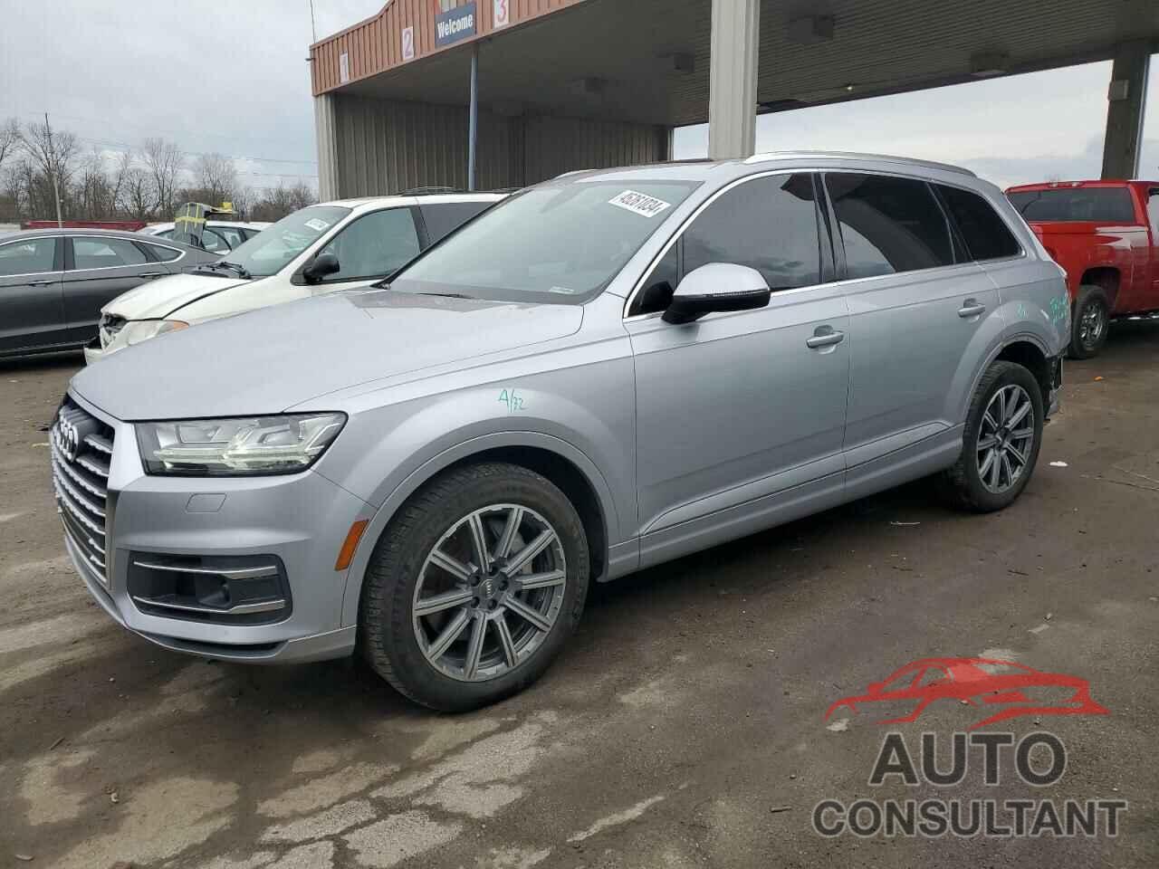 AUDI Q7 2018 - WA1VAAF77JD014835