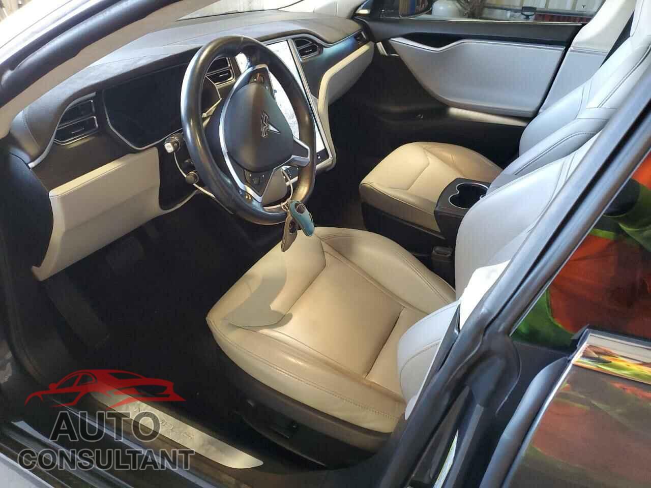 TESLA MODEL S 2016 - 5YJSA1E2XGF132409