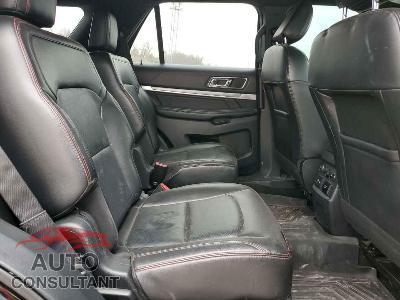 FORD EXPLORER 2018 - 1FM5K8GT3JGB42670