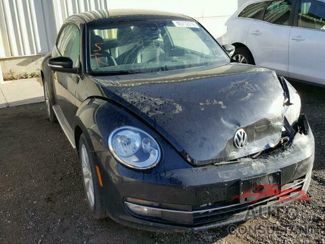 VOLKSWAGEN BEETLE 2015 - 3VWJ07AT6FM647334