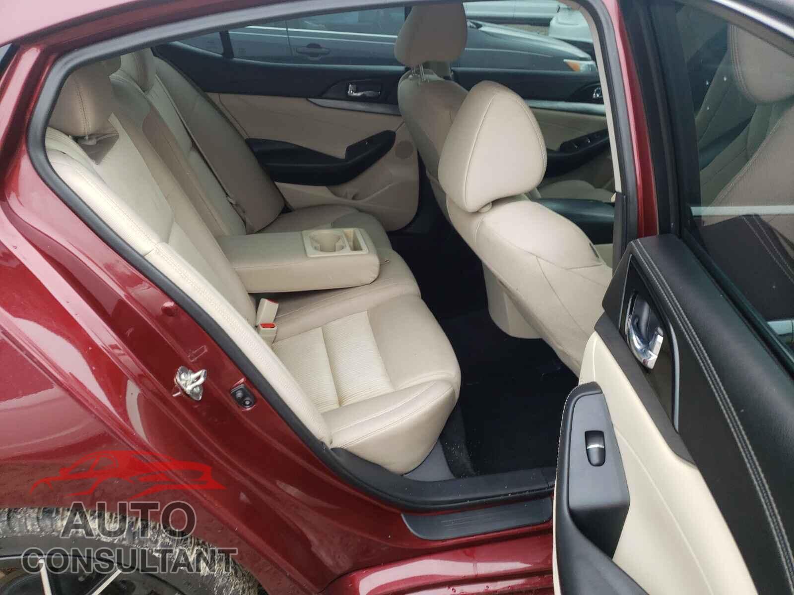 NISSAN MAXIMA 2017 - 1N4AA6AP2HC389174