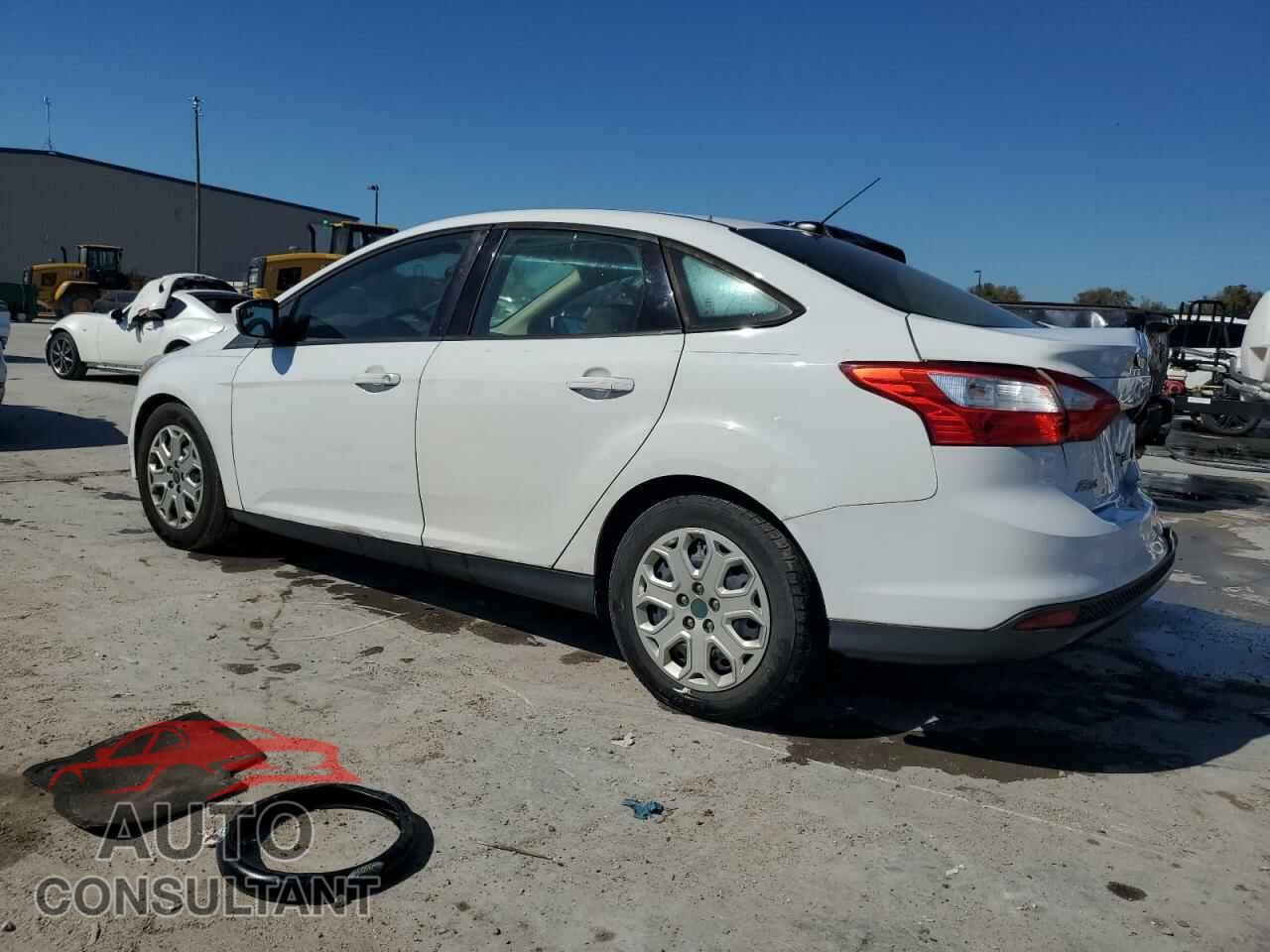 FORD FOCUS 2012 - 1FAHP3F21CL420464