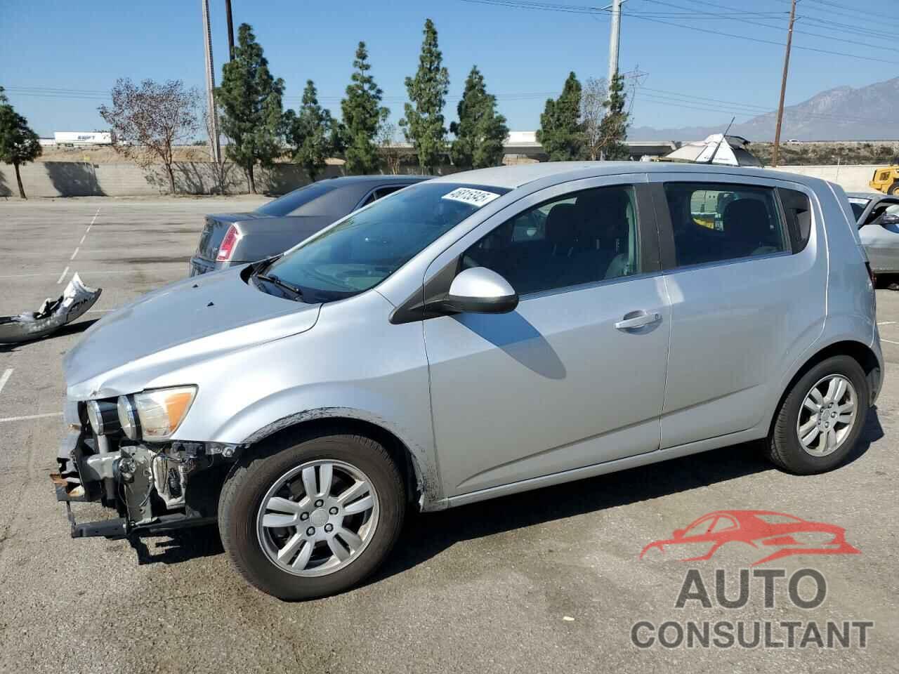 CHEVROLET SONIC 2013 - 1G1JC6SG9D4228353
