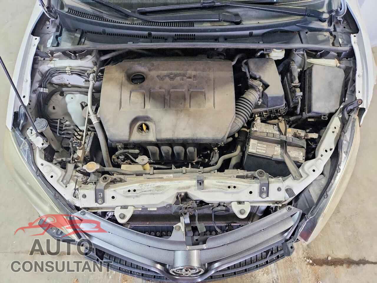 TOYOTA COROLLA 2015 - 2T1BURHE9FC332017