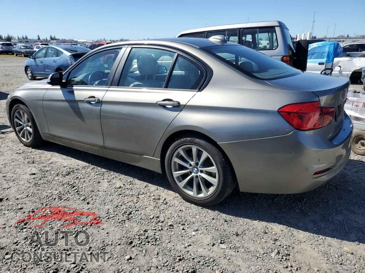 BMW 3 SERIES 2016 - WBA8E1G54GNU10516