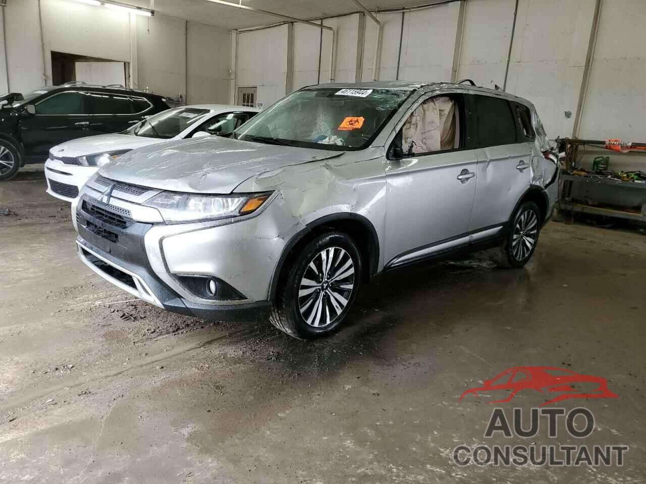 MITSUBISHI OUTLANDER 2019 - JA4AD3A31KZ041829