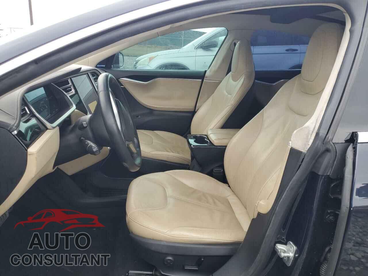 TESLA MODEL S 2013 - 5YJSA1CP2DFP21934
