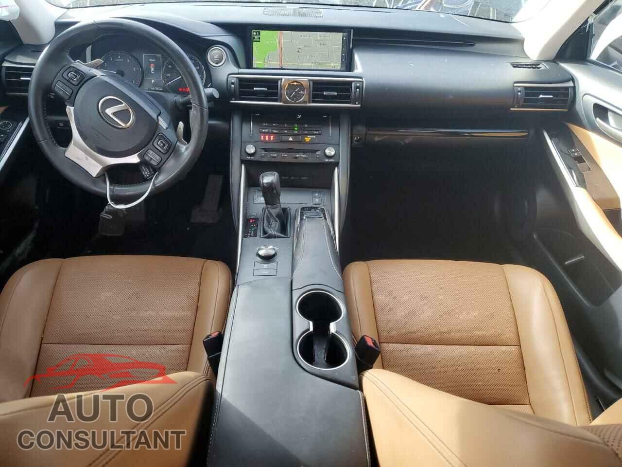 LEXUS IS 2017 - JTHCM1D26H5018227