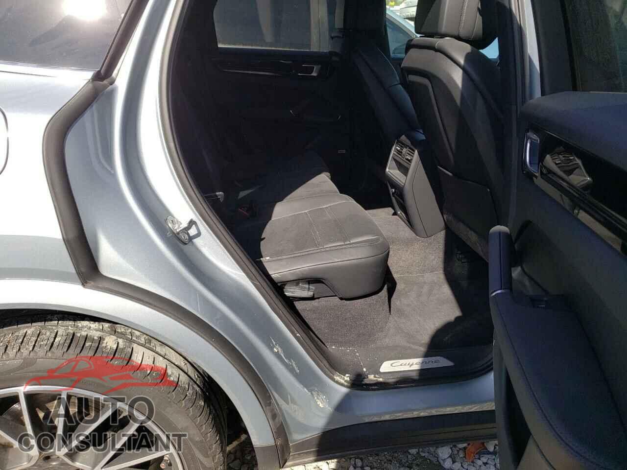 PORSCHE CAYENNE 2020 - WP1AA2AY7LDA04298