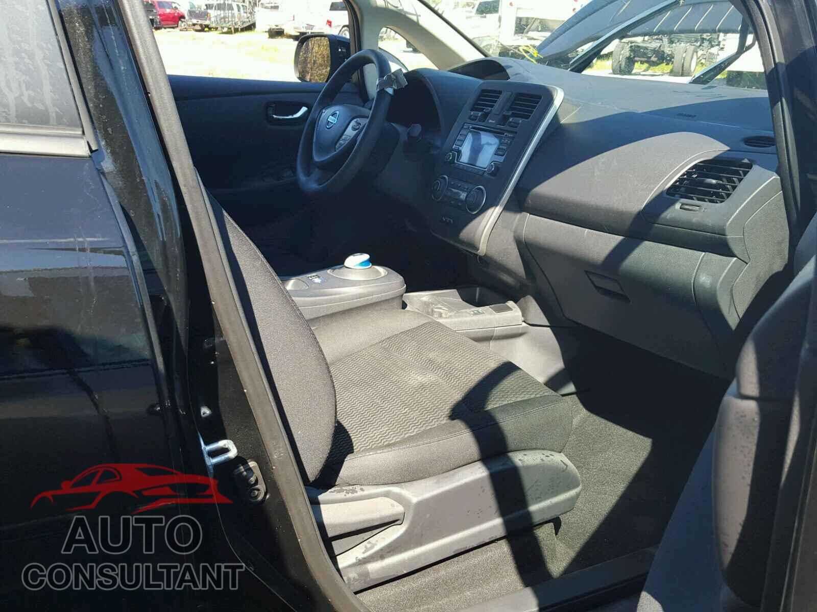 NISSAN LEAF 2017 - 1N4BZ0CP3HC305712