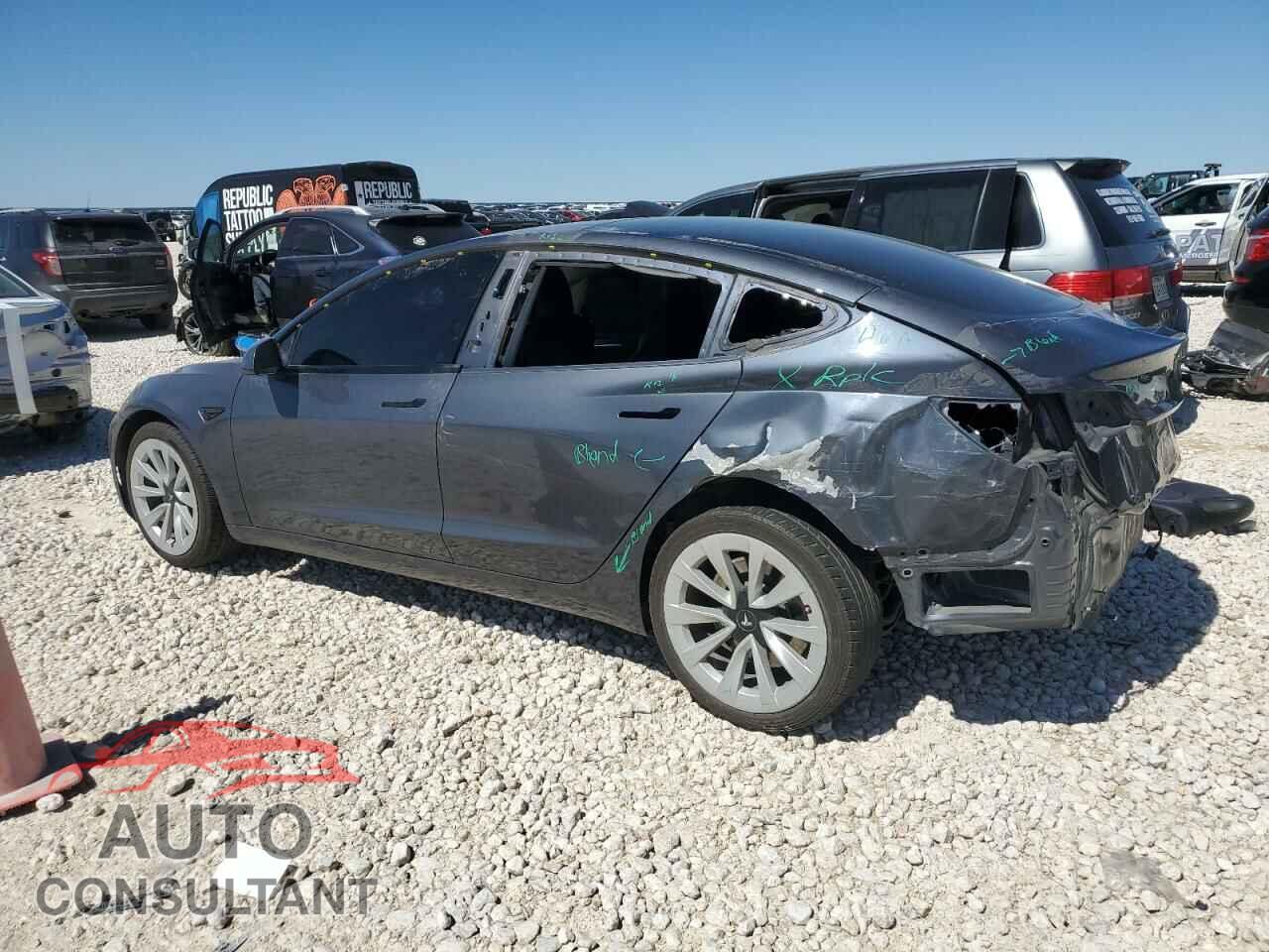 TESLA MODEL 3 2022 - 5YJ3E1EA2NF188955