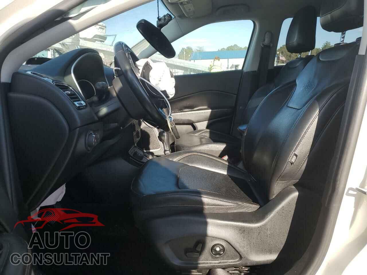 JEEP COMPASS 2021 - 3C4NJDCB0MT602879