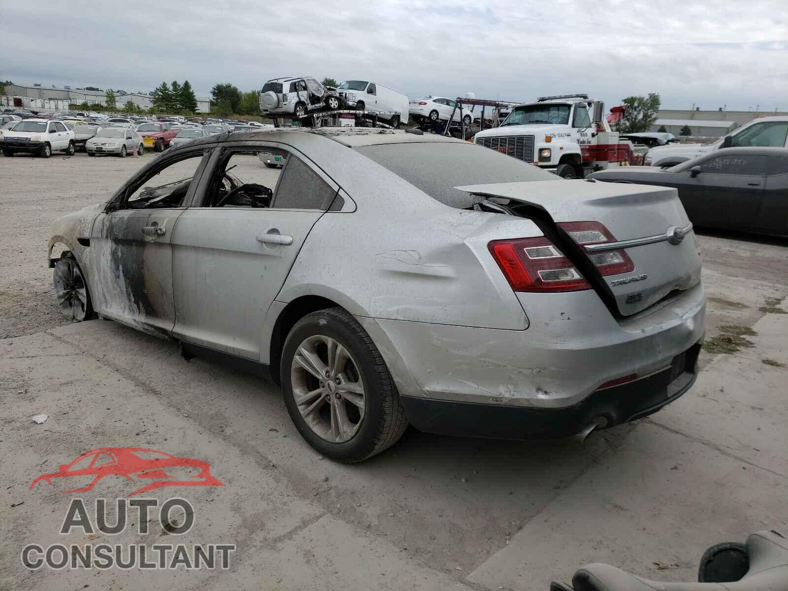 FORD TAURUS 2017 - 1FAHP2D88HG140400