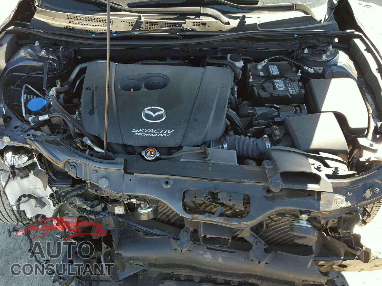 MAZDA 3 2017 - 3MZBN1U75HM105131
