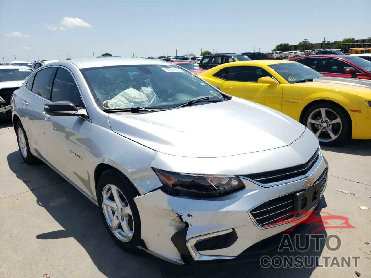 CHEVROLET MALIBU 2018 - 1G1ZB5ST8JF219351