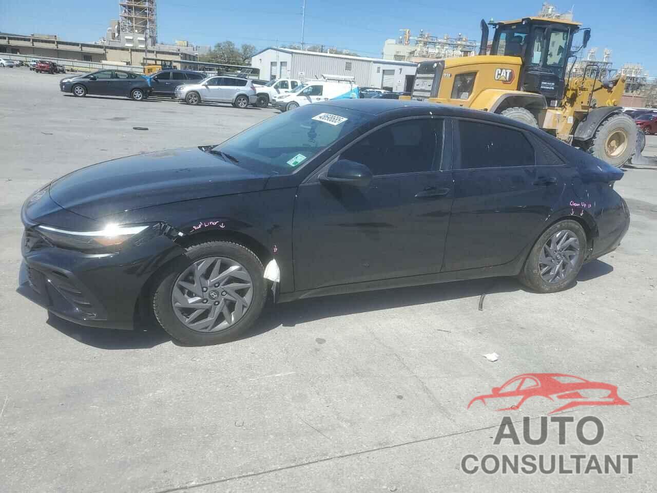HYUNDAI ELANTRA 2024 - KMHLM4DG8RU703072