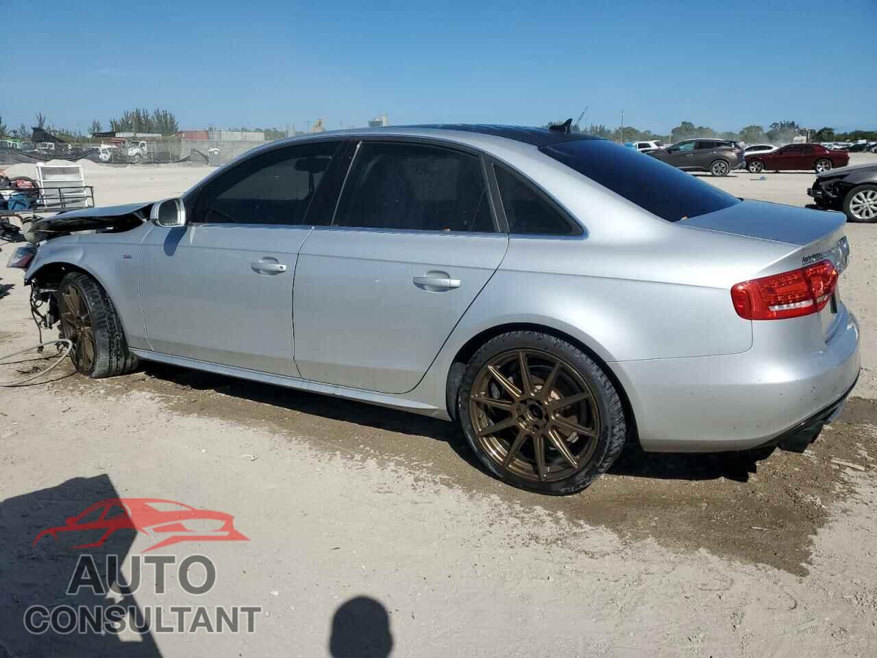 AUDI A4 2012 - WAUFFAFL8CN005189