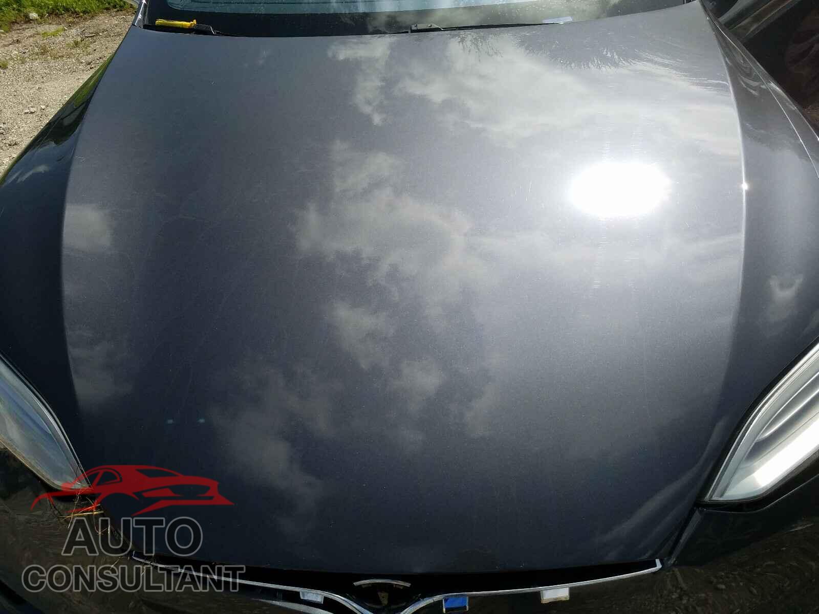 TESLA MODEL S 2018 - 5YJSA1E4XJF251909