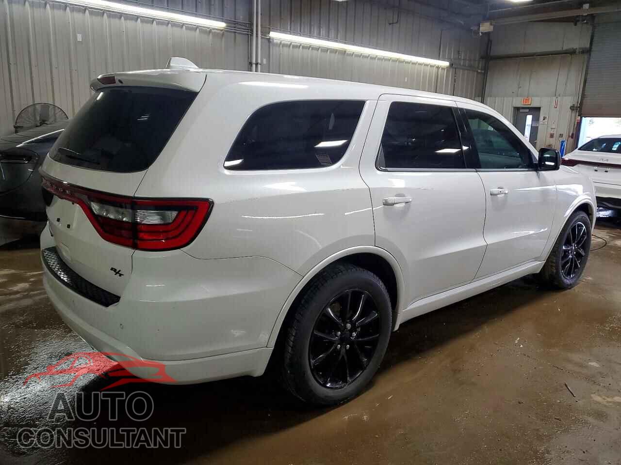 DODGE DURANGO 2017 - 1C4SDJCT4HC611815