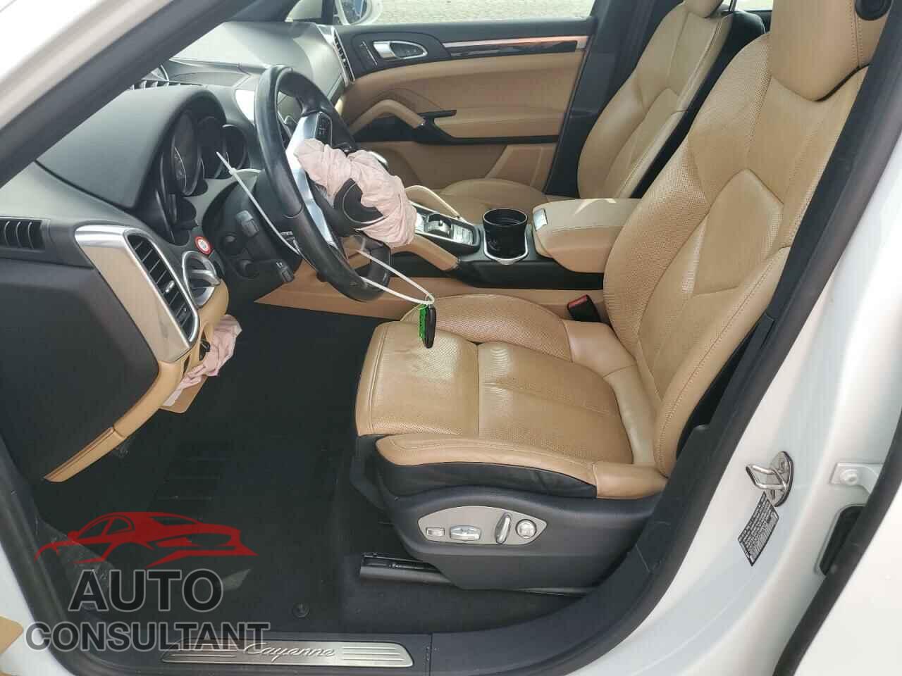 PORSCHE CAYENNE 2016 - WP1AA2A2XGKA15356