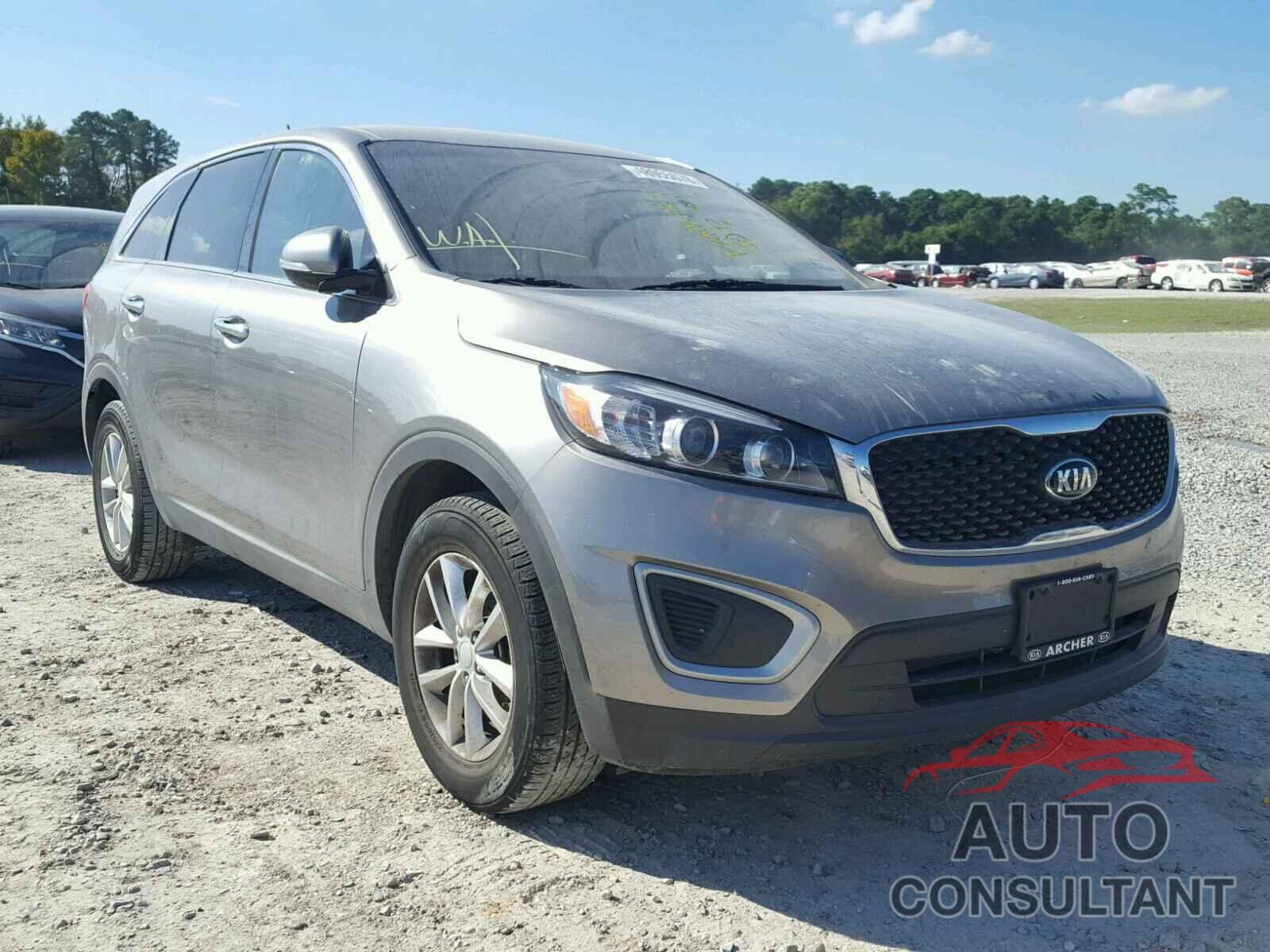 KIA SORENTO LX 2017 - 5XYPG4A35HG224848