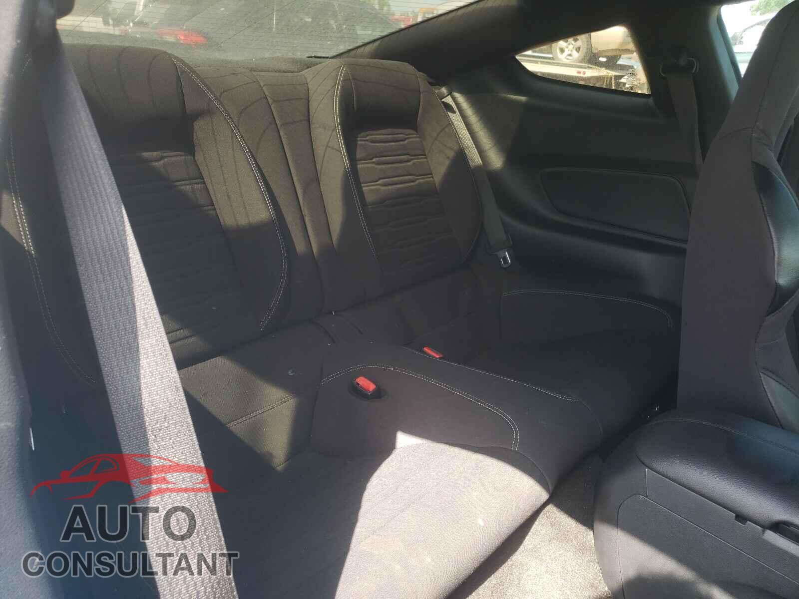 FORD MUSTANG 2017 - 1FA6P8CF8H5276726