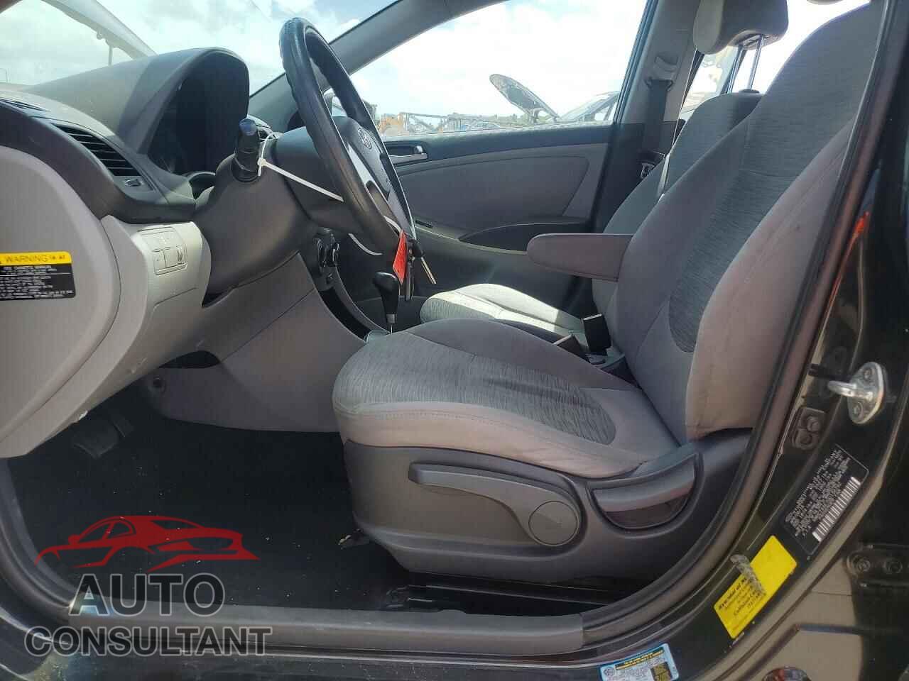 HYUNDAI ACCENT 2016 - KMHCT4AE7GU136792