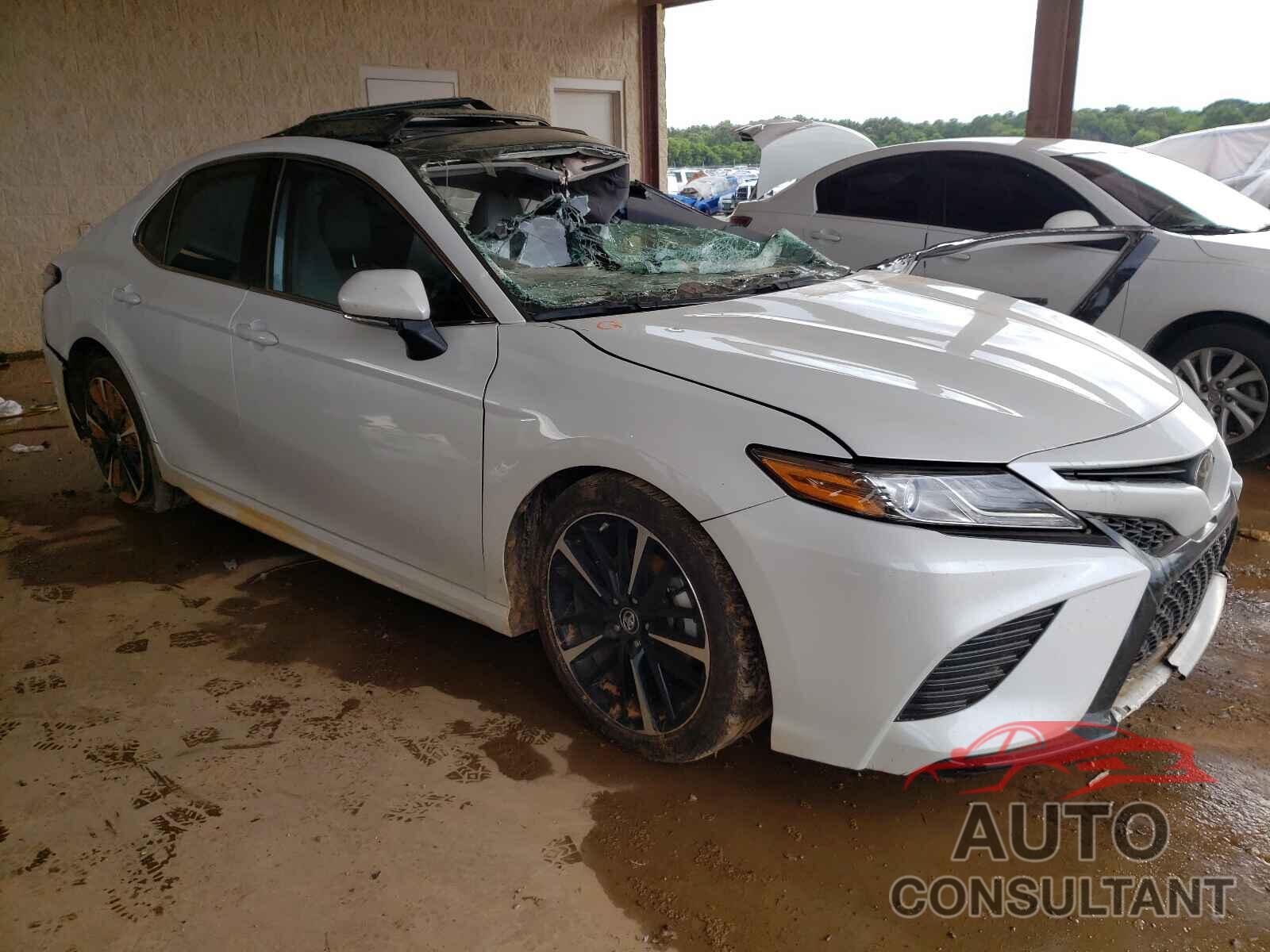 TOYOTA CAMRY 2019 - 4T1B61HK4KU825193