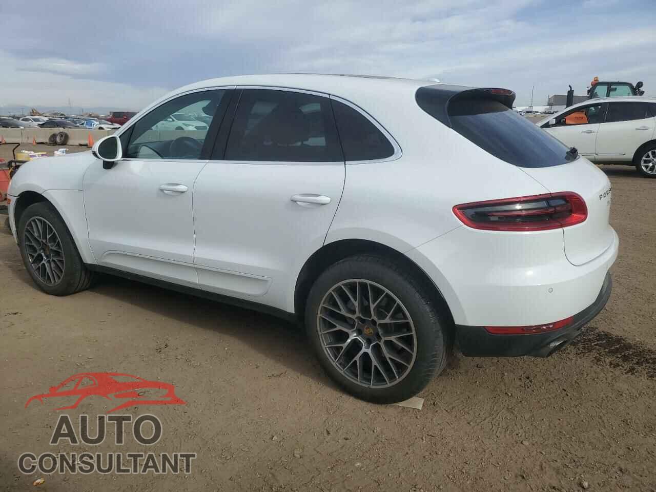 PORSCHE MACAN 2015 - WP1AB2A57FLB56305