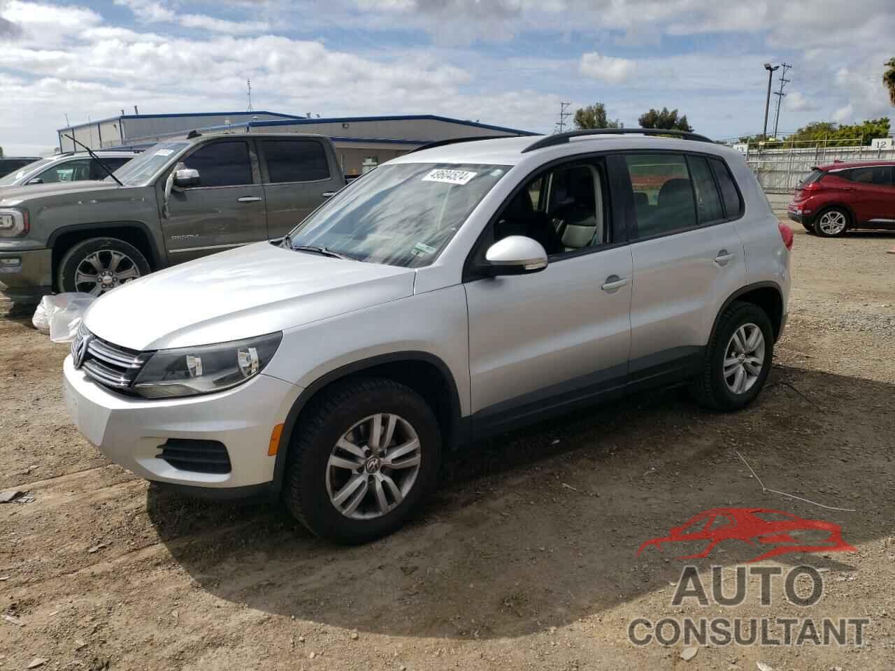 VOLKSWAGEN TIGUAN 2017 - WVGAV7AX4HK004543