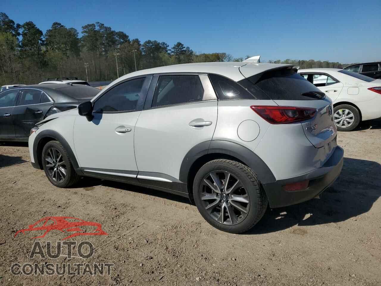 MAZDA CX-3 2018 - JM1DKFD77J0310587