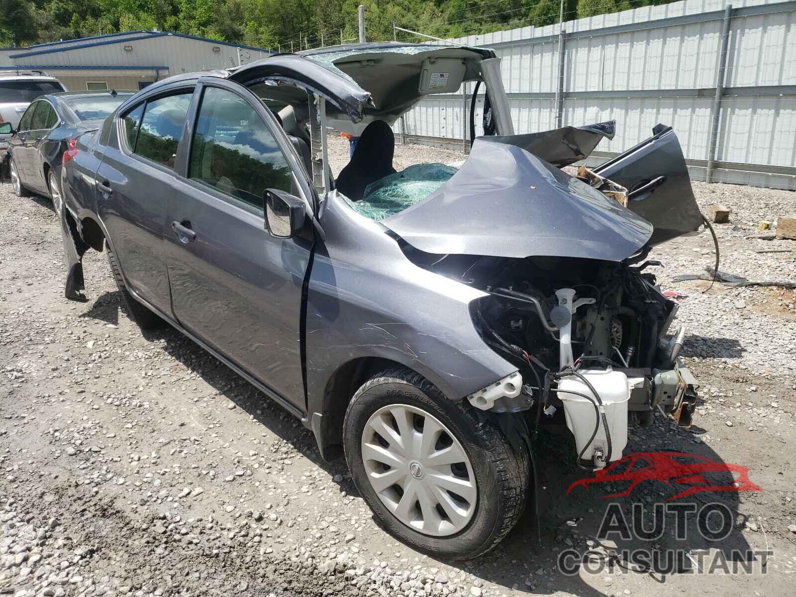 NISSAN VERSA 2017 - 3N1CN7AP0HL869816