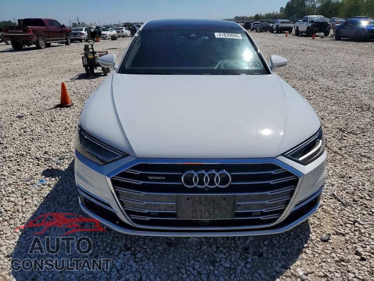 AUDI A8 2019 - WAU8DAF84KN021043