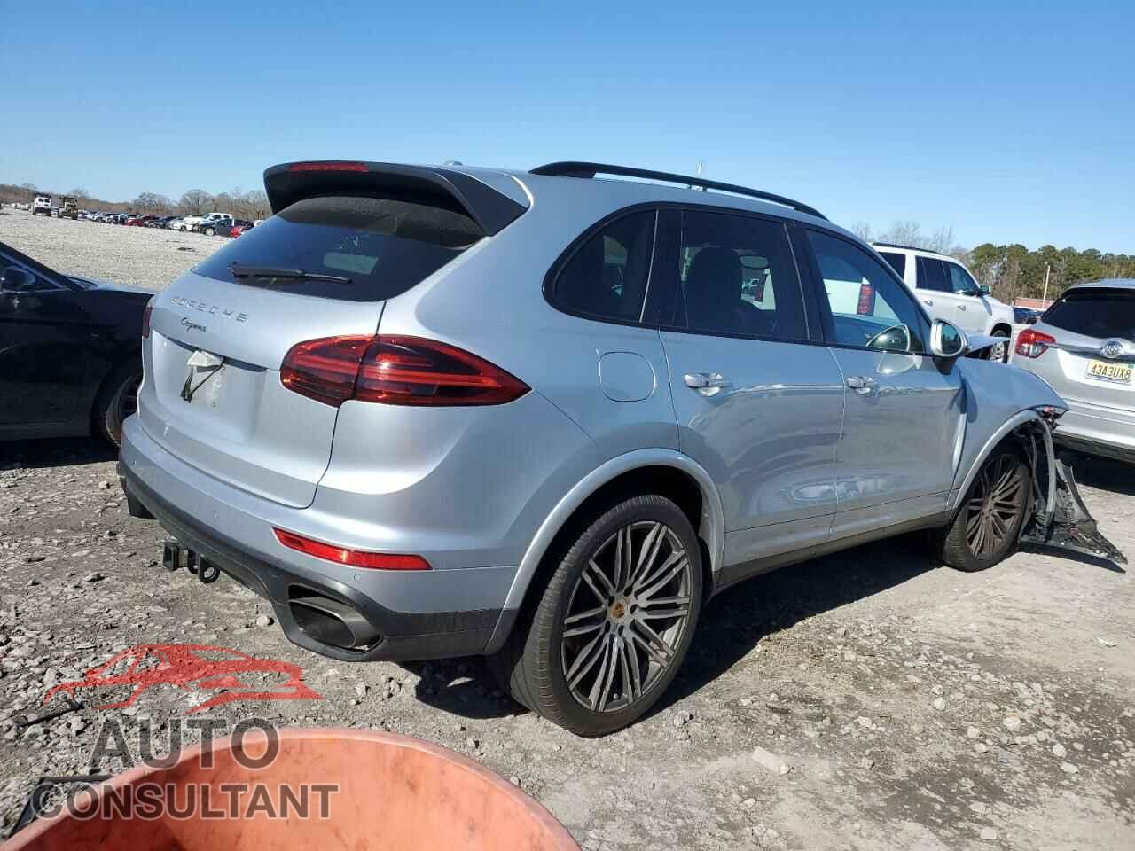 PORSCHE CAYENNE 2017 - WP1AA2A25HKA83758