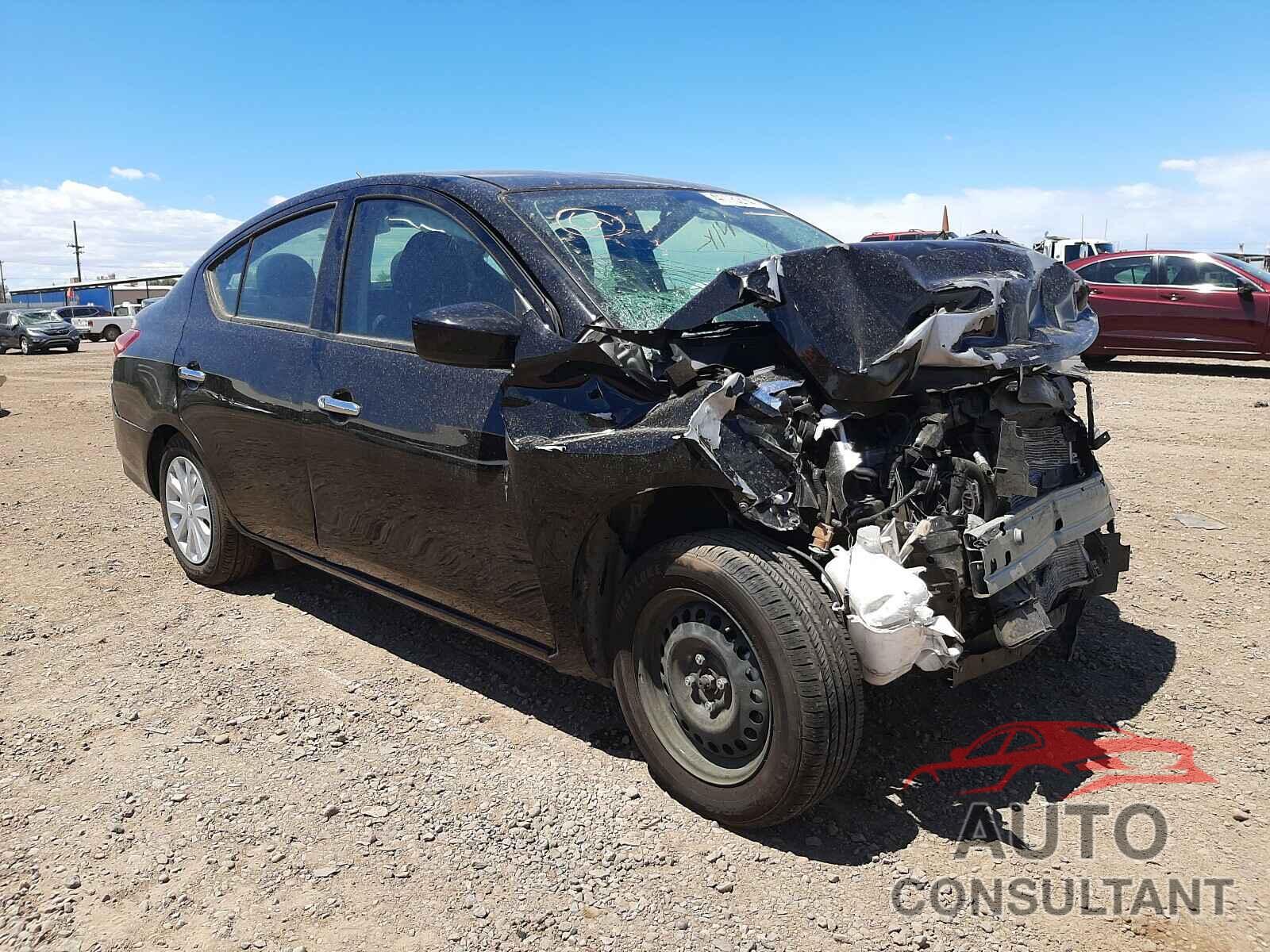 NISSAN VERSA 2019 - 3N1CN7APXKL847300