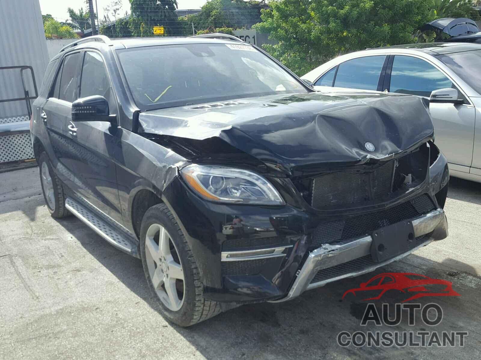 MERCEDES-BENZ ML 400 4MATIC 2015 - 4JGDA5GB1FA518832