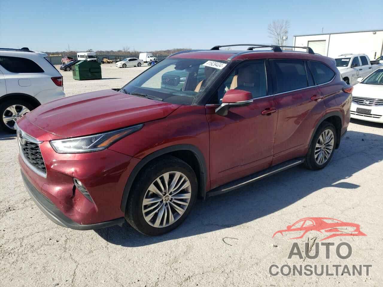 TOYOTA HIGHLANDER 2022 - 5TDFZRBHXNS228745