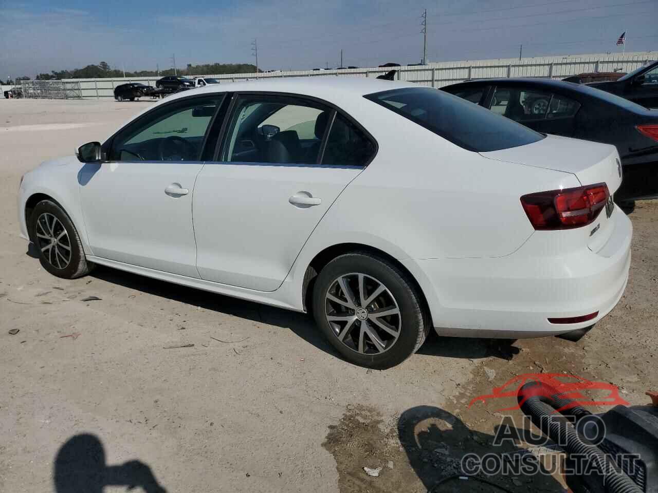 VOLKSWAGEN JETTA 2018 - 3VWDB7AJ8JM225838