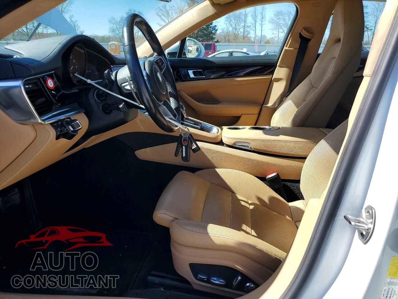 PORSCHE PANAMERA 2017 - WP0AA2A72HL100703