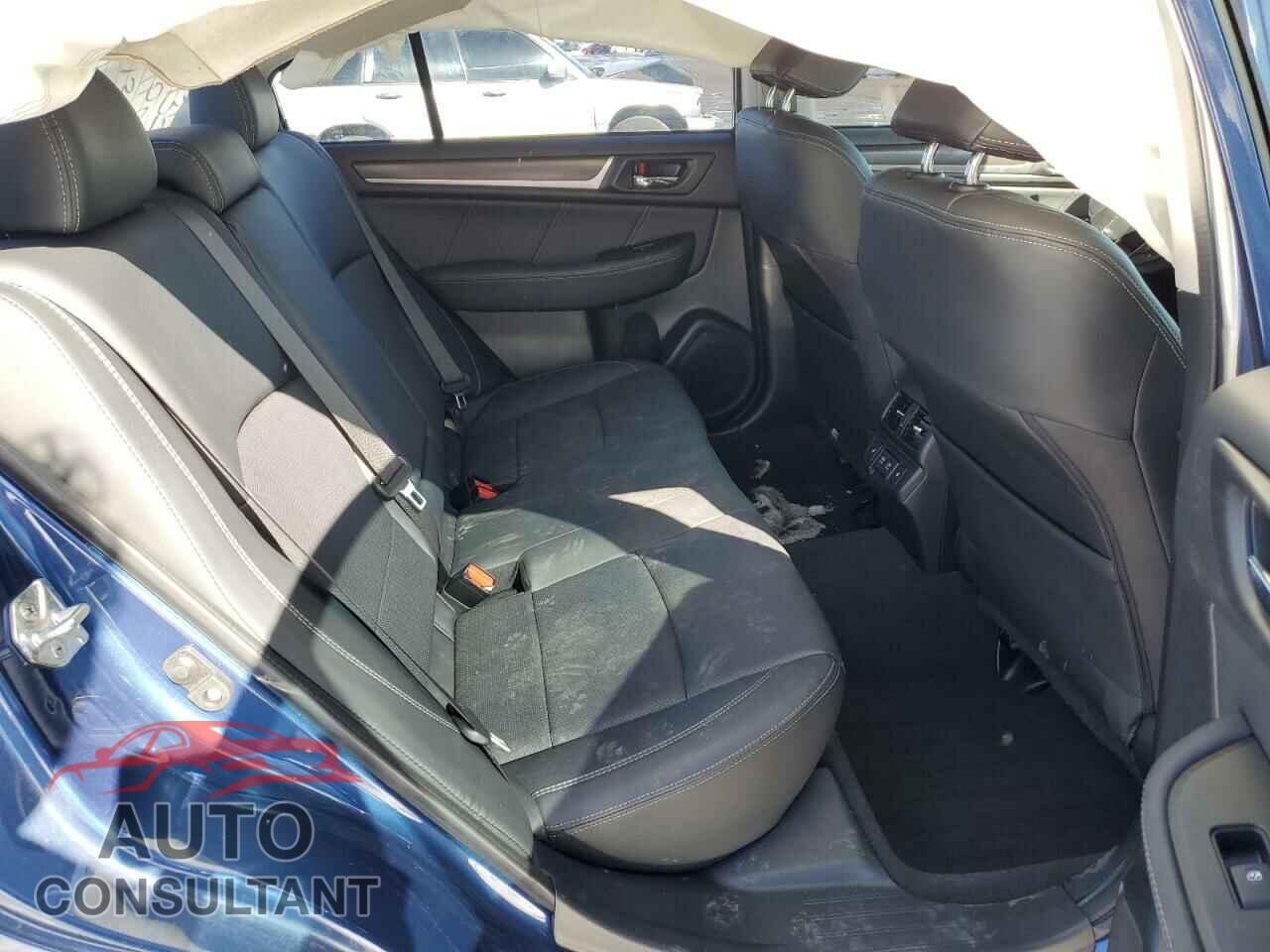 SUBARU LEGACY 2019 - 4S3BNAJ60K3020009