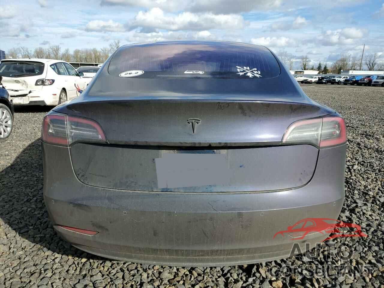 TESLA MODEL 3 2018 - 5YJ3E1EB0JF151308