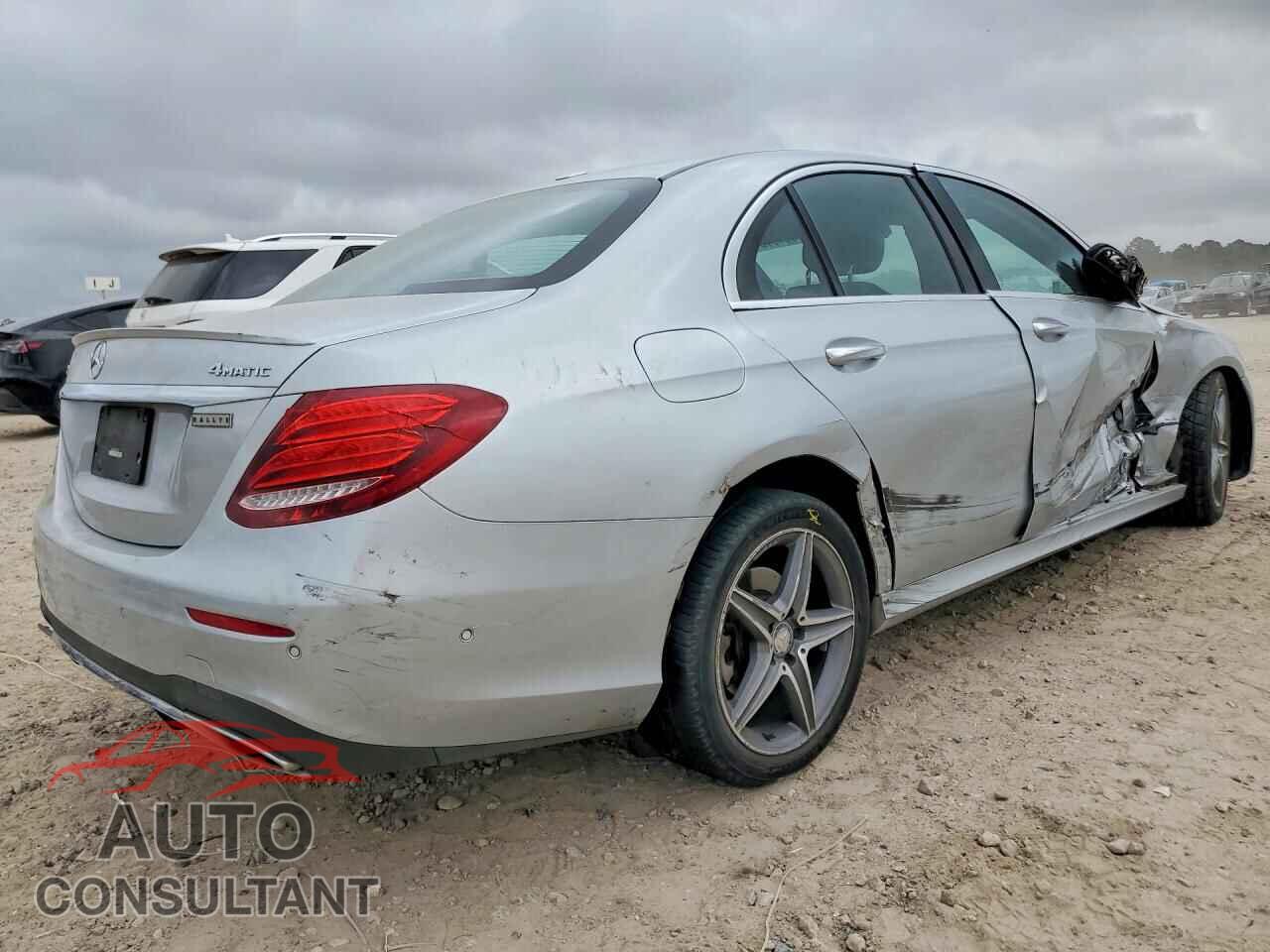 MERCEDES-BENZ E-CLASS 2017 - WDDZF4KB8HA056744