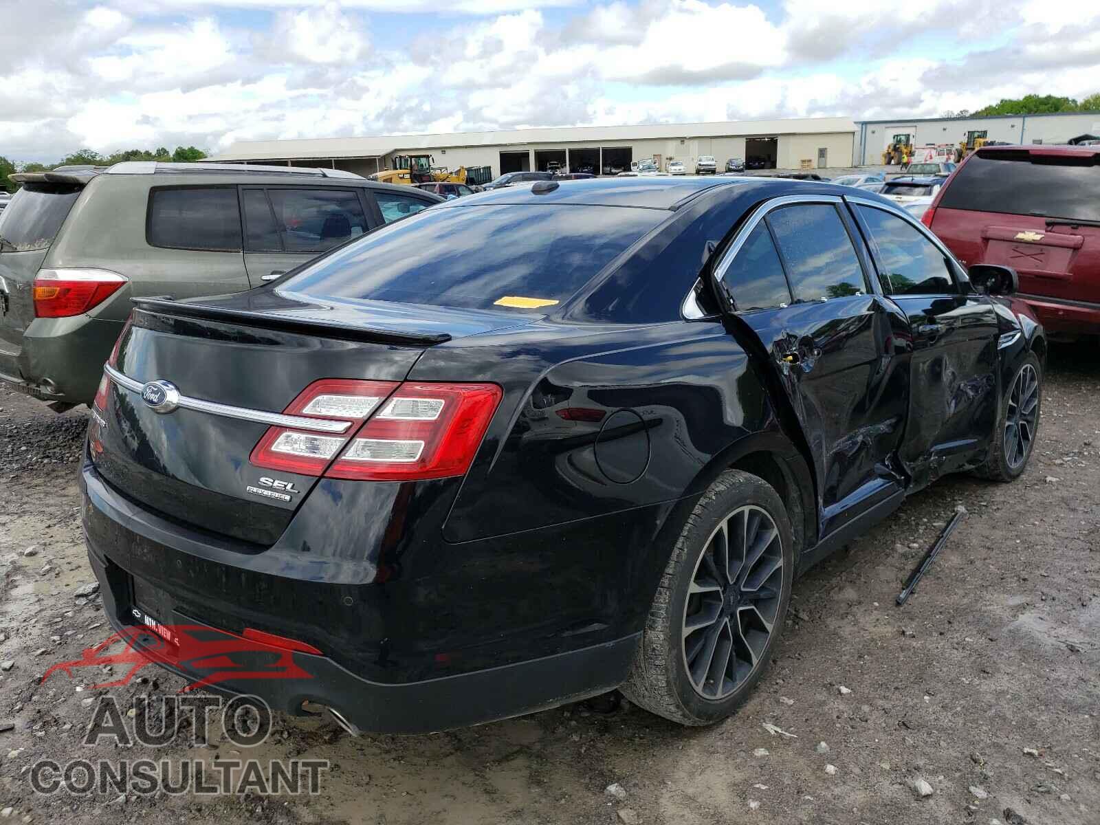 FORD TAURUS 2018 - 1FAHP2E8XJG105409