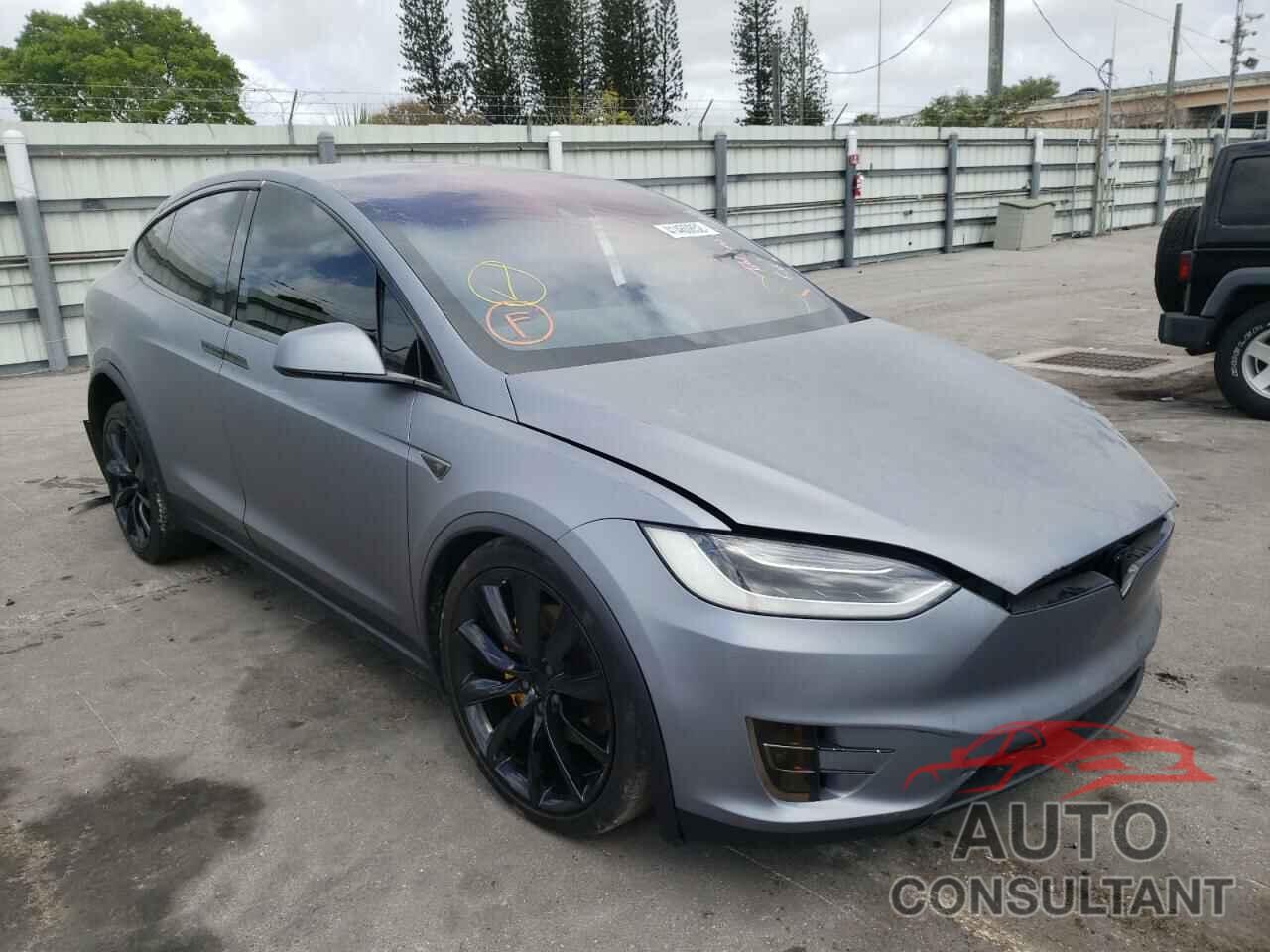 TESLA MODEL X 2016 - 5YJXCAE4XGF002552