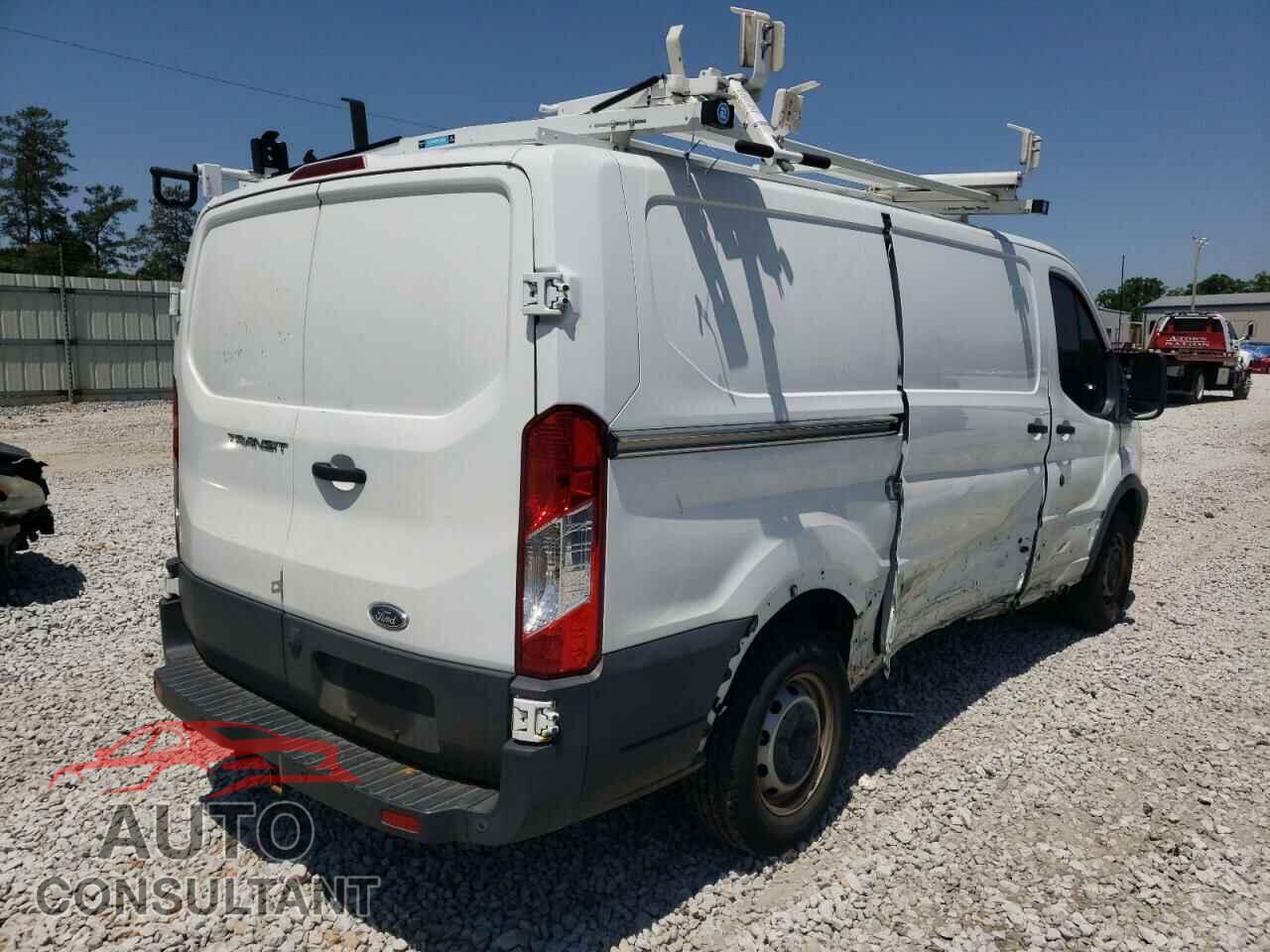FORD TRANSIT CO 2017 - 1FTYR1YM4HKA69232