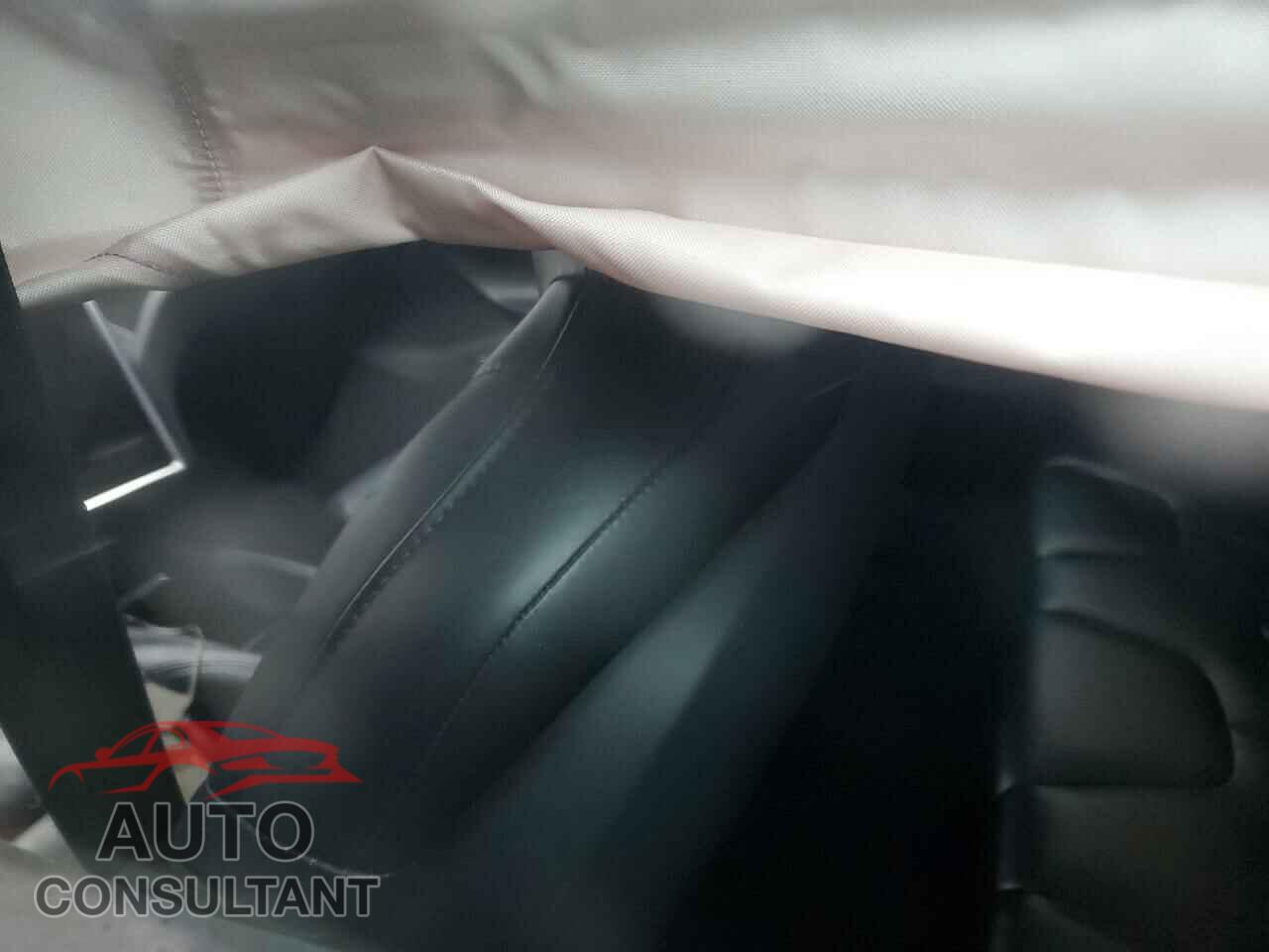 TESLA MODEL S 2015 - 5YJSA1E49FF113947